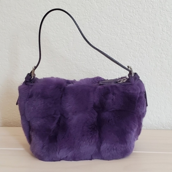 Paola by P.d.L Handbags - Vintage Paola by P.d.L Italian Genuine Fur Handbag, Purple, Leather, Like New!!